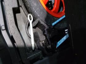 1788267 Jaguar Used Floor Jack Fits 2016 Xf Grade A 1788267 Jaguar Used Floor Jack Fits 2016 Xf Grade A
