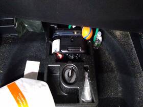 1506115 Jeep Used Floor Jack Fits 2022 Cherokee Grade A 1506115 Jeep Used Floor Jack Fits 2022 Cherokee Grade A