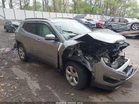 1843033 Jeep Used Floor Jack Fits 2020 Compass Grade A