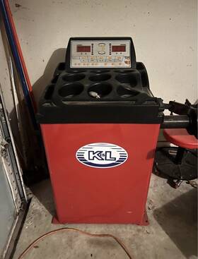 919111990 K-line Mc205 I And L Wheel Balancer Machine Model Serial Number Weight 105kg