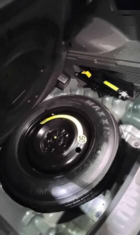 5128536 Kia Used Floor Jack Fits 2015 Sportage Grade A