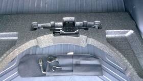 5325848 Kia Used Floor Jack Fits 2023 Sportage Grade A 5325848 Kia Used Floor Jack Fits 2023 Sportage Grade A