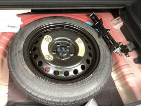 7400758 Kia Used Floor Jack Fits 2022 Sportage Grade A