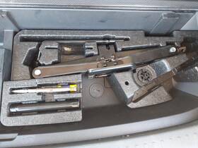 870636 Kia Used Floor Jack Fits 2016 Sorento Grade A