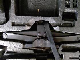 1332106 Land Rover Used Floor Jack Fits 2013 Range Sport Grade A 1332106 Land Rover Used Floor Jack Fits 2013 Range Sport Grade A