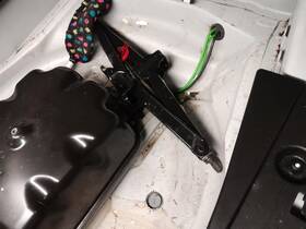 3209237 Land Rover Used Floor Jack Fits 2011 Range Grade A
