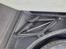 4397871 Lincoln Used Floor Jack Fits 2018 Mkx Grade A 4397871 Lincoln Used Floor Jack Fits 2018 Mkx Grade A