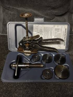Lisle Lis-25000 Rear Disc Brake Caliper Tool Set And Front Press