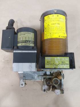 Gmn-10-200-cb2-7l-ce Lube Corp Lubricator Gmn-10-200-cb2-7l-ce/ Vhi425ct-gv Used