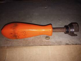 Mbto12 Matco Tools Drum Brake Spring Retaining Retainer Tool Orange Handle Mbto12 Matco Tools Drum Brake Spring Retaining Retainer Tool Orange Handle
