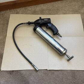 0702 Matco Tools Pneumatic Grease Gun