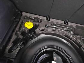 7567331 Mazda Used Floor Jack Fits 2023 Cx-5 Grade A 7567331 Mazda Used Floor Jack Fits 2023 Cx-5 Grade A