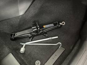 7778922 Mazda Used Floor Jack Fits 2024 Cx-5 Grade A