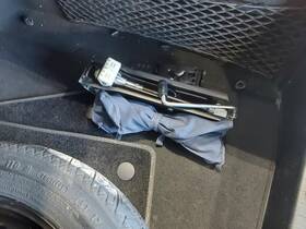 5456345 Mercedes-benz Used Floor Jack Fits 2009 E-class Grade A 5456345 Mercedes-benz Used Floor Jack Fits 2009 E-class Grade A