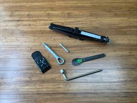 A1645840713 Mercedes-benz 2002 - 2026 Ml350 W166 Emergency Lift Change Jack Tool Kit Set Oem