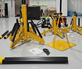 P106ac10-3250 Meyer Hydraulics Tri-task Aircraft Jack Set Lightly Used P106ac10-3250 Meyer Hydraulics Tri-task Aircraft Jack Set Lightly Used