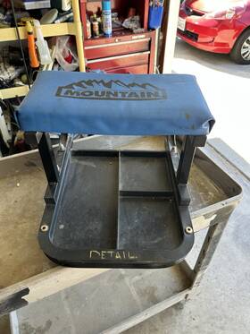 Mtn1701 Mountain Padded Mechanics Creeper Seat Black With / Blue Mtn1701 Mountain Padded Mechanics Creeper Seat Black With / Blue