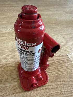 Ct1720 Neilsen 2t Bottle Jack 2 Ton Tonne Floor Hydraulic Lifting Car Van Truck Boat Ct1720 Neilsen 2t Bottle Jack 2 Ton Tonne Floor Hydraulic Lifting Car Van Truck Boat