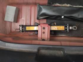 5321734 Nissan Used Floor Jack Fits 2014 Versa Grade A