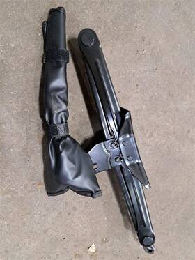 564.da1f23 Nissan Jack 2023 Rogue Sku#3995674