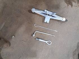 564.da1m10 Nissan 2010 Murano Jack Sku#4431747