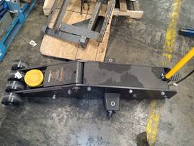 22201 Omega Heavy Duty Jack