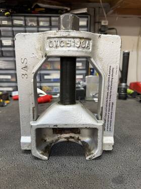 Otc Tools & Equipment 5190a Otc-5190a Heavy Duty U-joint Puller Slightly Used