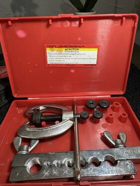66534 Pittsburgh Automotive Double Tube Flaring Kit 3/16 - 5/8 Capacity Incompleted