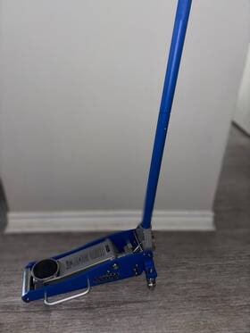 Pt34745 Power Torque Like New 3000 Lb 1.5 Ton Aluminum Auto Floor Jack Low Profile Rapid Pump Lift
