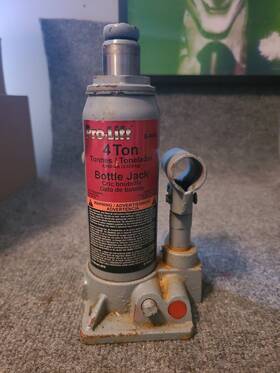 B-004d Pro-lift 4 Ton 8 000 Lbs Bottle Jack 2016 No Handle