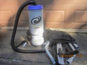 Scm-1282 Pro Team Super Coach Commercial Vacuum And Pictured Accessories
