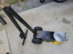 Ranger 5150443 30t Pnuematic Bottle Jack In Perfect Condition This Is A Must Have