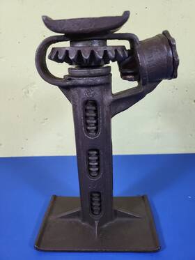 S & J No 225 B2161 S&j No. 8.75 Inch Antique Cast Iron Double Screw Car Jack Great Condition