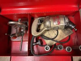 2500139 Snap-on Blue Point Valve Seat Grinder With Toolbox And Accessories 2500139 Snap-on Blue Point Valve Seat Grinder With Toolbox And Accessories