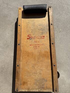 Jcn-12 Snap-on Vintage Tools Jcn 12 Mechanics Creeper With Patina Garage Art