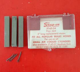 Jt-63-24 Snap-on Tools Fine Grit 3 Piece Brake Hone Cylinder Stone Set 2 Inch Long