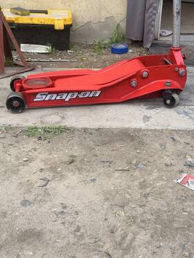 S20042959 Snap-on Fj300 3 Ton Heavy Duty Floor Jack S20042959 Snap-on Fj300 3 Ton Heavy Duty Floor Jack