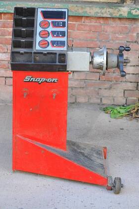 Wb230 Snap-on Tire Wheel Balancer Pre-owned