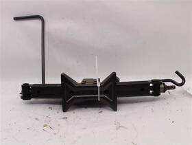3371351 Subaru Used Floor Jack Fits 2004 Legacy Grade A 3371351 Subaru Used Floor Jack Fits 2004 Legacy Grade A