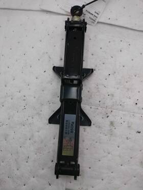 4617000 Subaru Used Floor Jack Fits 2006 Impreza Grade A