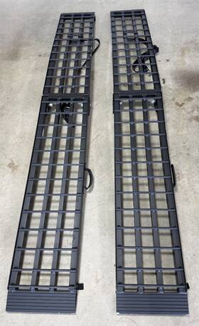 Lr019a-n-a-xtwb-b-a Taih Leo 3000lb Truck Ramps