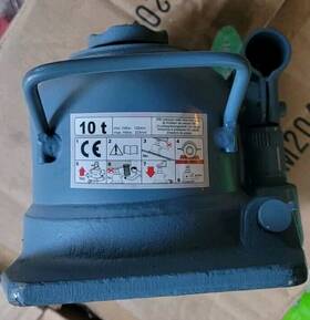 Torin 615268100289 10 Ton 20 000 Lbs Double Ram Low Profile Welded Hydraulic Car Bottle Jack Torin 615268100289 10 Ton 20 000 Lbs Double Ram Low Profile Welded Hydraulic Car Bottle Jack