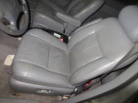 2569126 Toyota Used Floor Jack Fits 2002 Sienna Grade A
