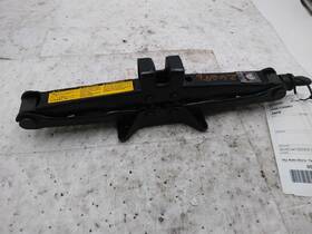 2778780 Toyota 2000 Camry Floor Jack Grey Used Oem Part Warranty 6 Months 2778780 Toyota 2000 Camry Floor Jack Grey Used Oem Part Warranty 6 Months