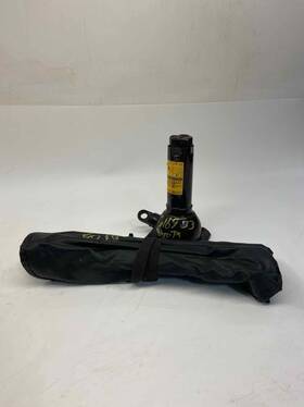 4589009 Toyota Used Floor Jack Fits 2006 4 Runner Grade A 4589009 Toyota Used Floor Jack Fits 2006 4 Runner Grade A