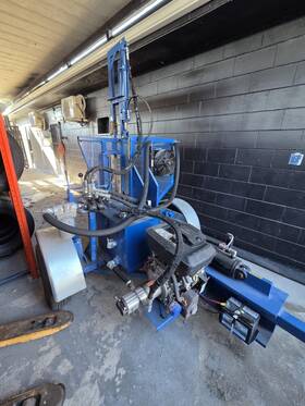 Tsitc-100 Tsi Barely Used Tc-100 E - 10-hp Electric Portable Tire Cutter 3 Ph Tsitc-100 Tsi Barely Used Tc-100 E - 10-hp Electric Portable Tire Cutter 3 Ph