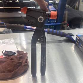 U.w.t Inc. 045635090545 Uwt Wheel Weight Pliers And Hammer Remover Uwtpl-kit New Made In Usa
