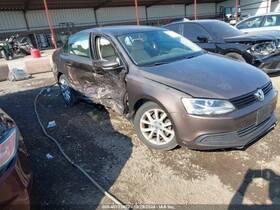 1494074 Volkswagen Used Floor Jack Fits 2011 Jetta Grade A