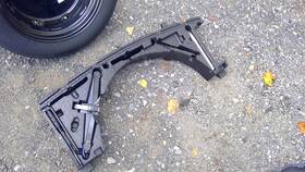 1581767 Volkswagen Used Floor Jack Fits 2019 Tiguan Grade A