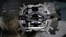 3987857 Volkswagen Used Floor Jack Fits 2020 Arteon Grade A